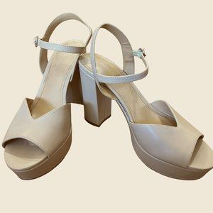 Marc Fisher Beige Platform Heels Size 9